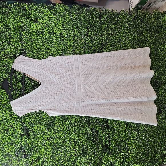 Bright White Lace knee length Dress Size 16 - Picture 1 of 10